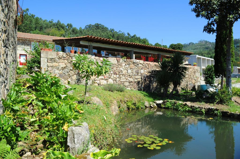 Quinta Pedras De Baixo Bed and Breakfast Longos Exterior foto